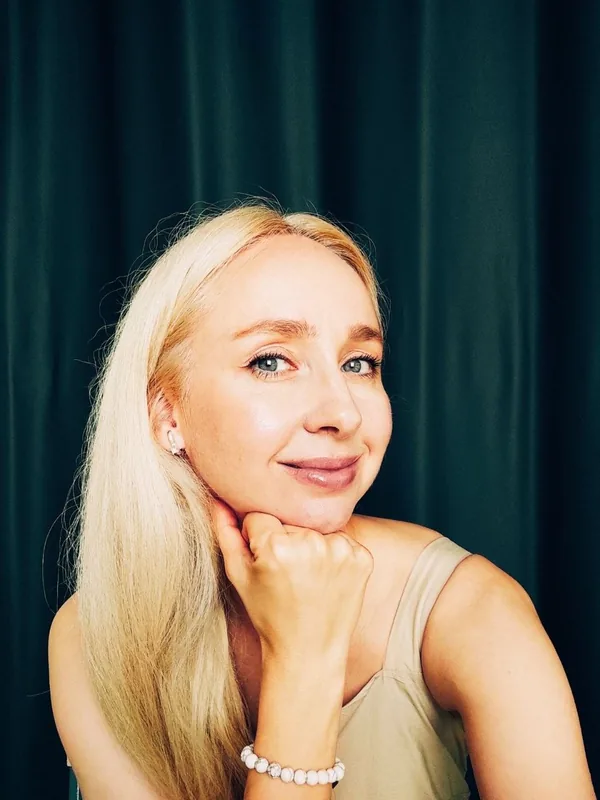Инна Савенкова, портрет